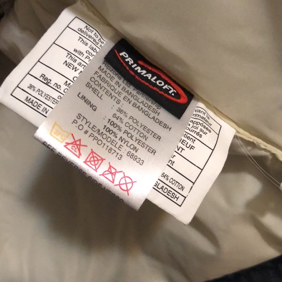 Ladies Powder Room brand ski jacket. In excellent used condition. - Picture 6 of 6